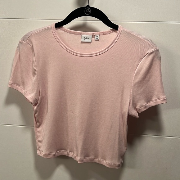 Baby pink Aritzia SOFT T SHIRT - Picture 1 of 2
